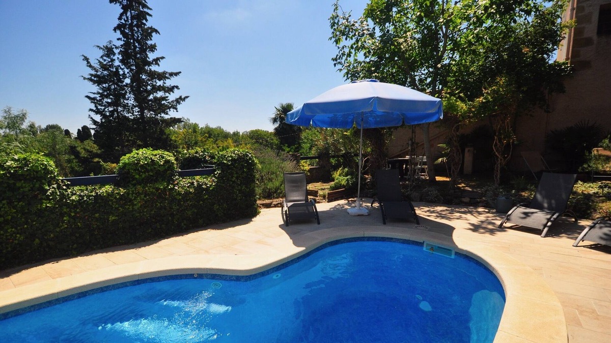 La Cassaigne House | The Old Post Office, nestled in the hills with a private pool.