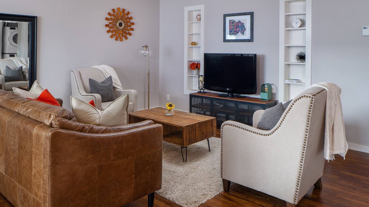 Driggs Apartment | "The Old Post Office" - Mid-Century Mod Apartment in Downtown Driggs - With W/D