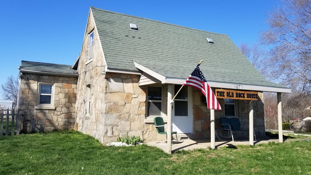 Holts Summit House | The old rock house!