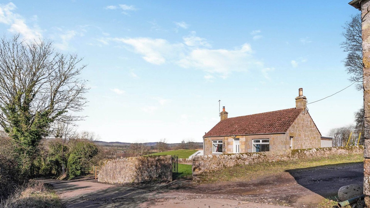 Pitlessie Cottage | The Old Shepherd's Cottage