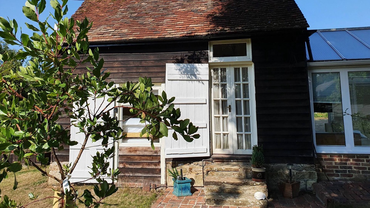 Bolney House | The Old Stable Block At Yew Tree Cottage