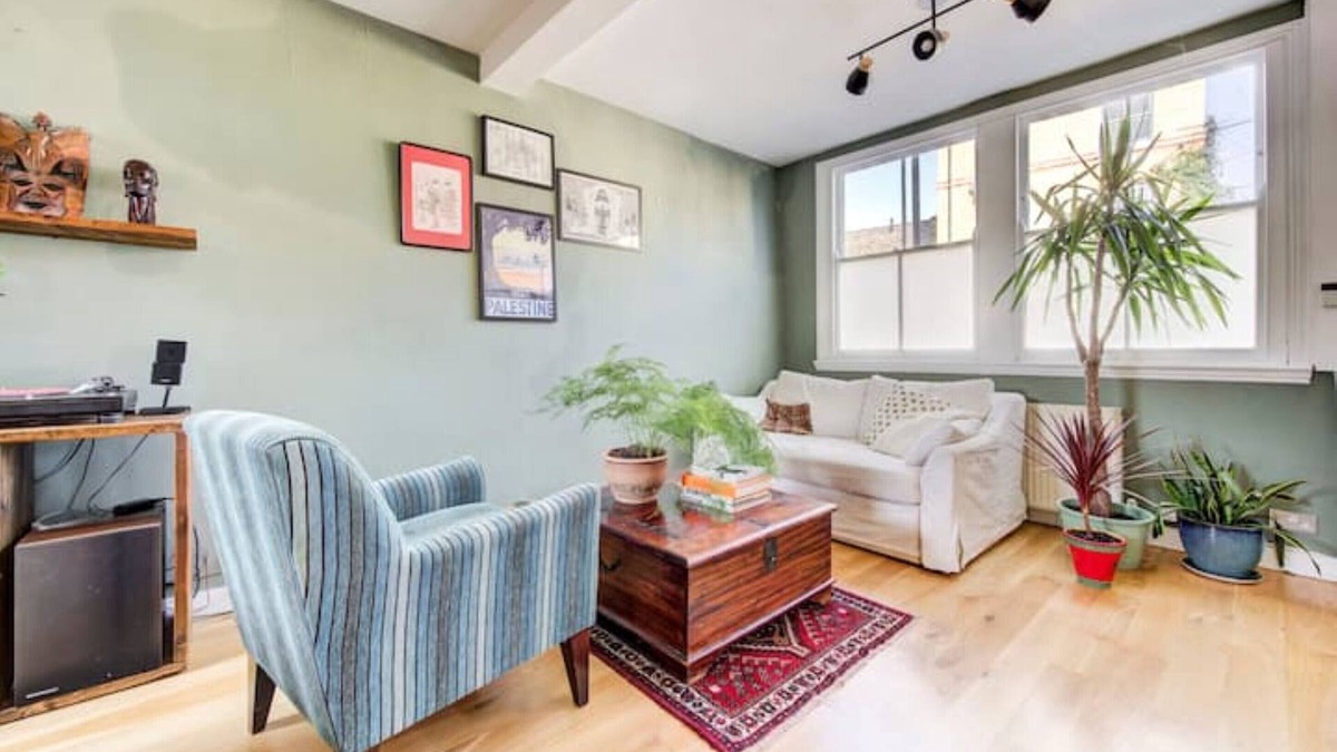 Ferndale House | The Old Sweetshop 2 Bedroom House Brixton/Clapham