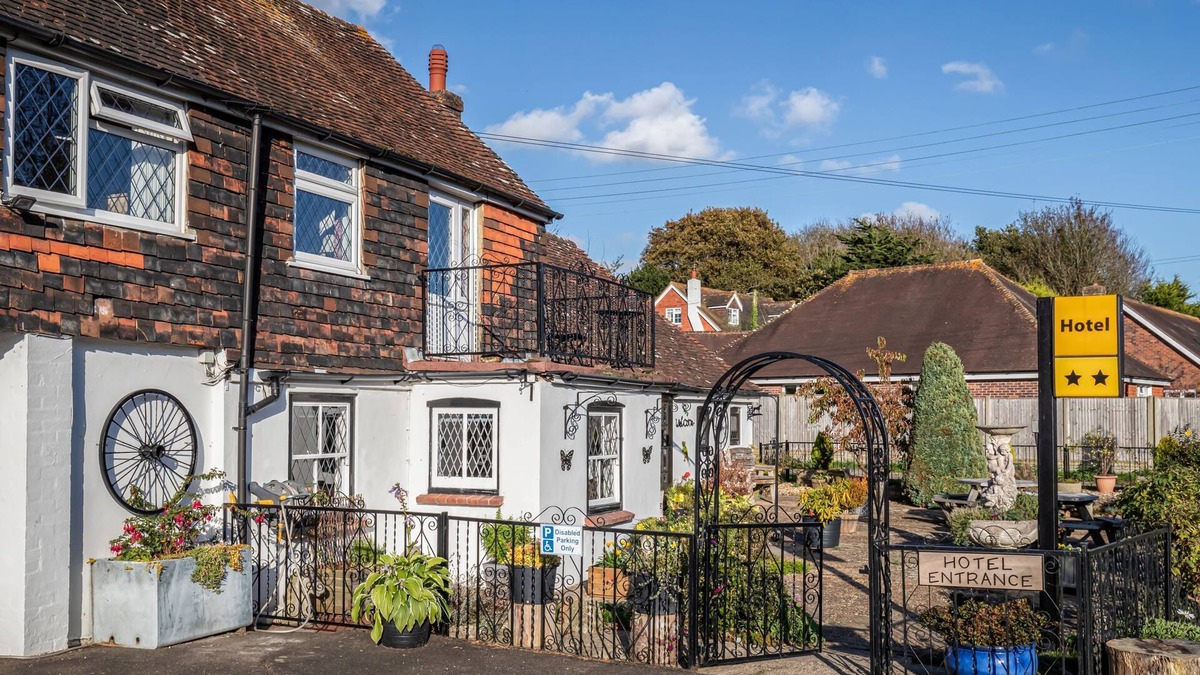 Hailsham Hotel | The Olde Forge Hotel