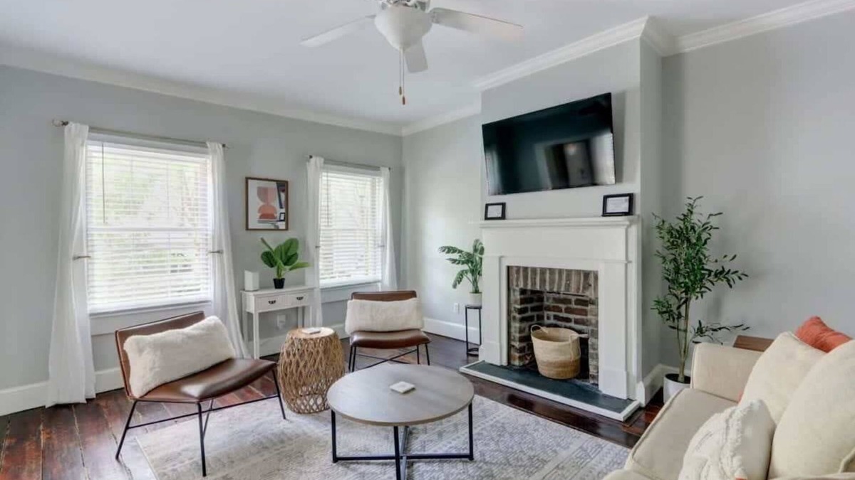 Beach Institute House | The Olive Trio - 3 Homes | Sleeps 14 + Pets!