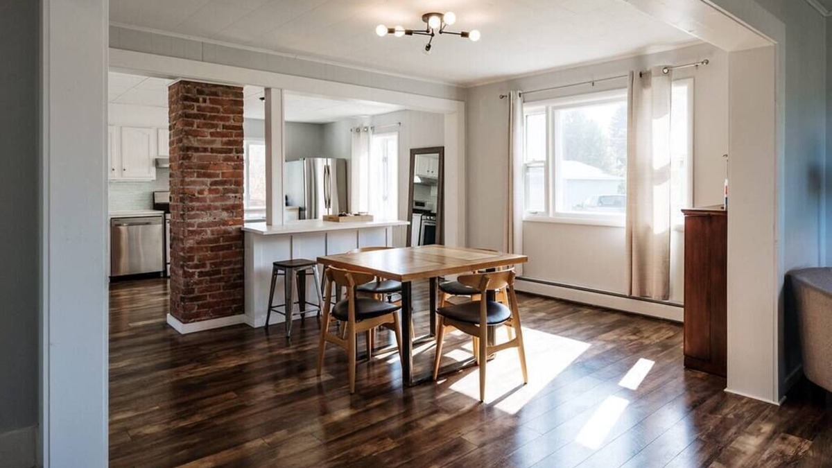 Calumet House | The One on Main - 3 BR House