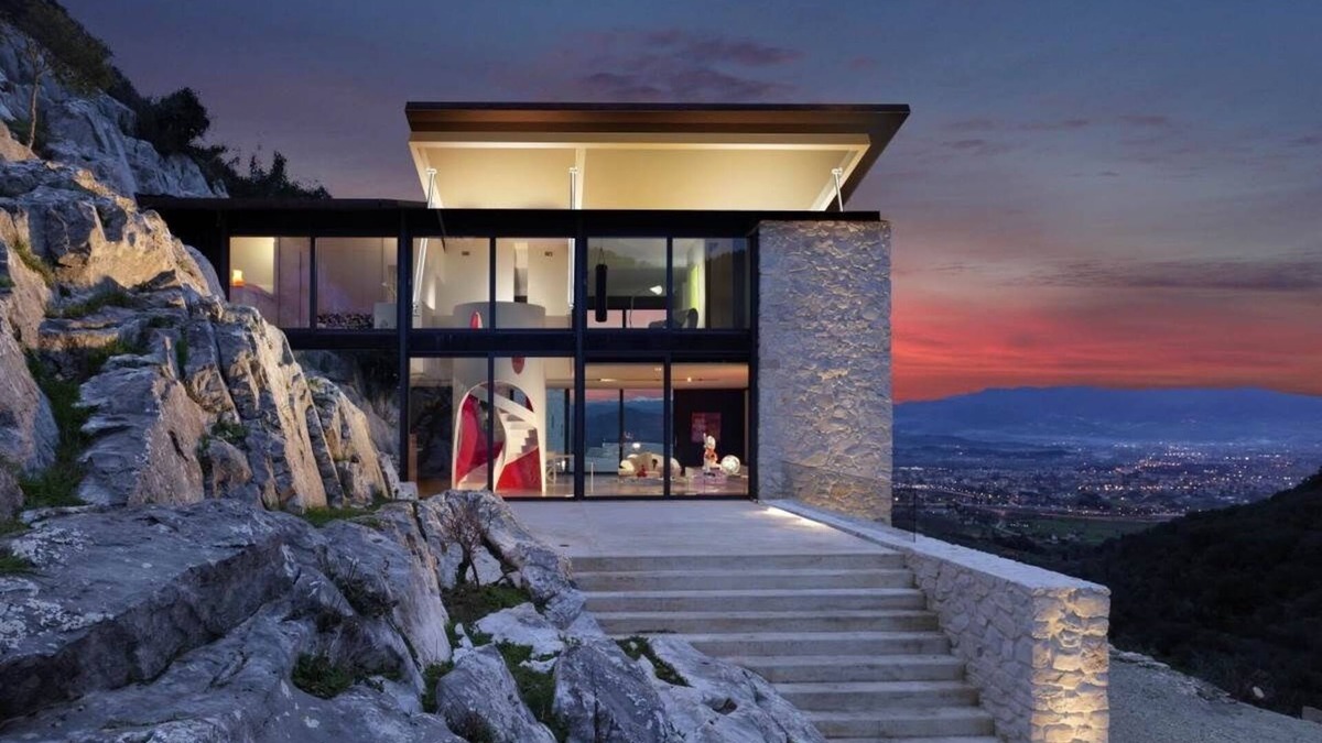 Vicopelago Villa | THE ONLY HOUSE IN THE WORLD WITH OPENABLE ROOF. Villa and Guest House with Pool