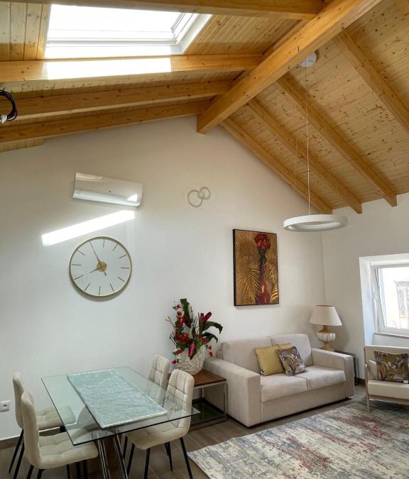 Alferrarede Villa | THE ORANGE TREE HOUSES - Terraço by Live and Stay