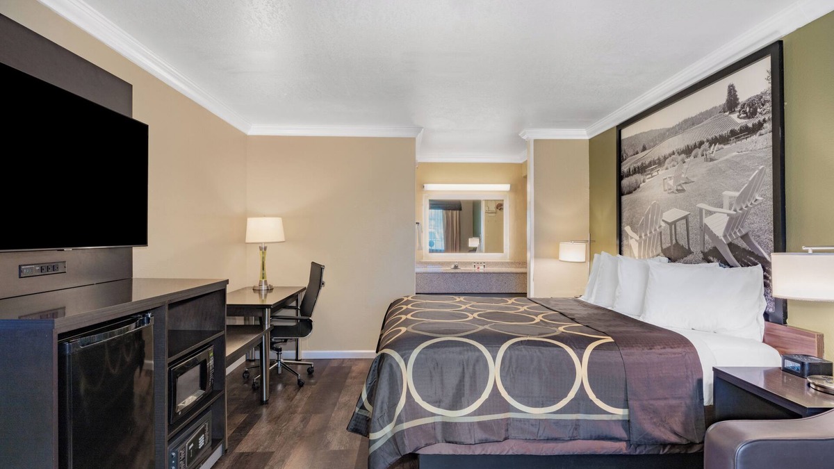 Ukiah Hotel | The Orchard Hotel