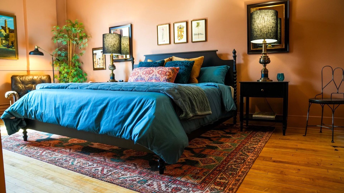 Historic Downtown La Crosse Apartment | The Original: One-of-a-kind downtown apartment