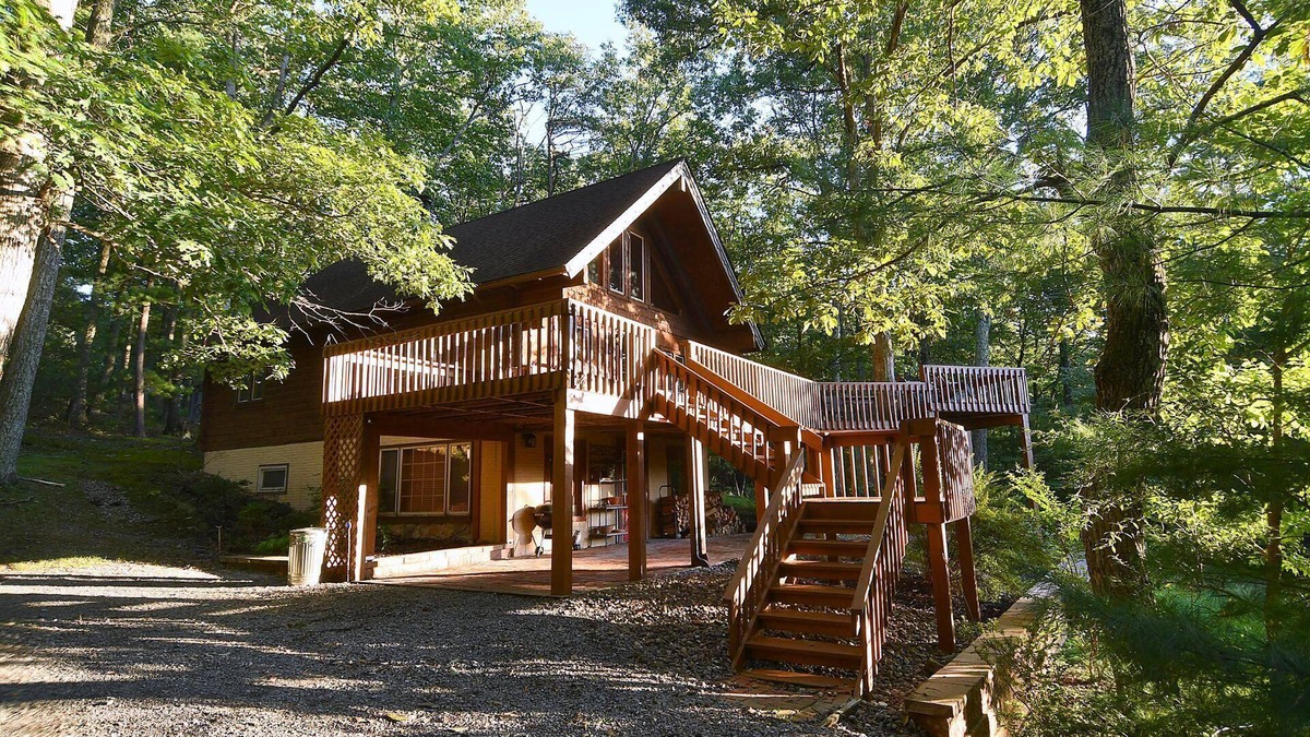 Berkeley Springs Cabin | The Outlook - A Majestic View!