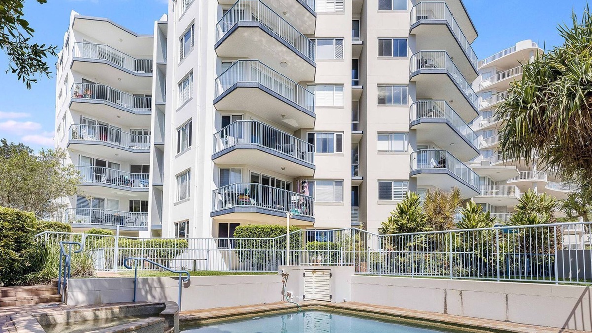 Currimundi Apartment | The Outlook unit 9 Currimundi QLD