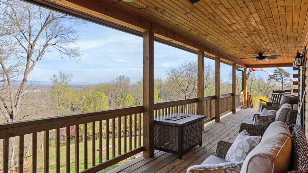 Front Royal Cabin | The Overlook- Shenandoah National Park