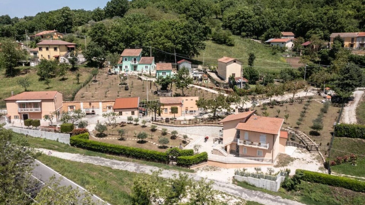 Sant'Angelo dei Lombardi House | The Promise - Villa Tergina 1st Floor