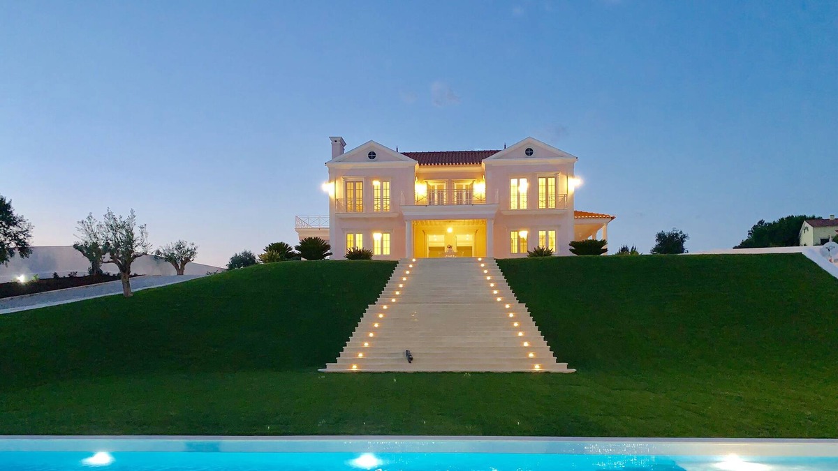 Tomar Villa | The Palace!