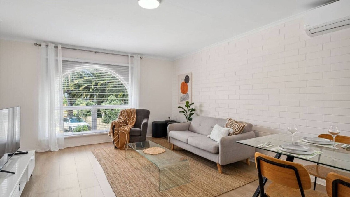 West Beach Apartment | The Palms West Beach