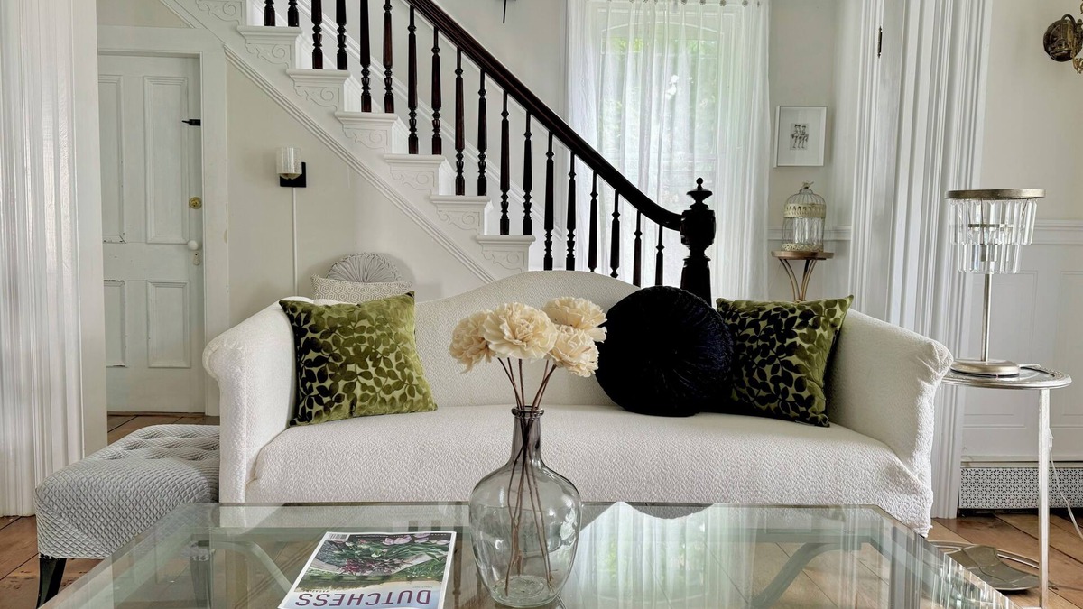Hyde Park House | The Parker House Historic Country Home 14 minutes from Rhinebeck NY