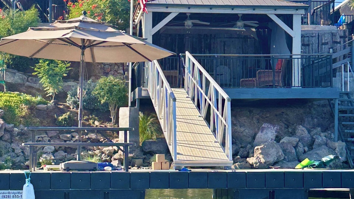Parker House | The Parker River House-A Beautiful, secluded location on the River!