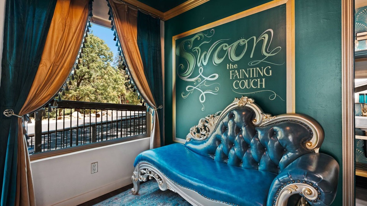 Lake County House | The Parlour House at the Fainting Couch