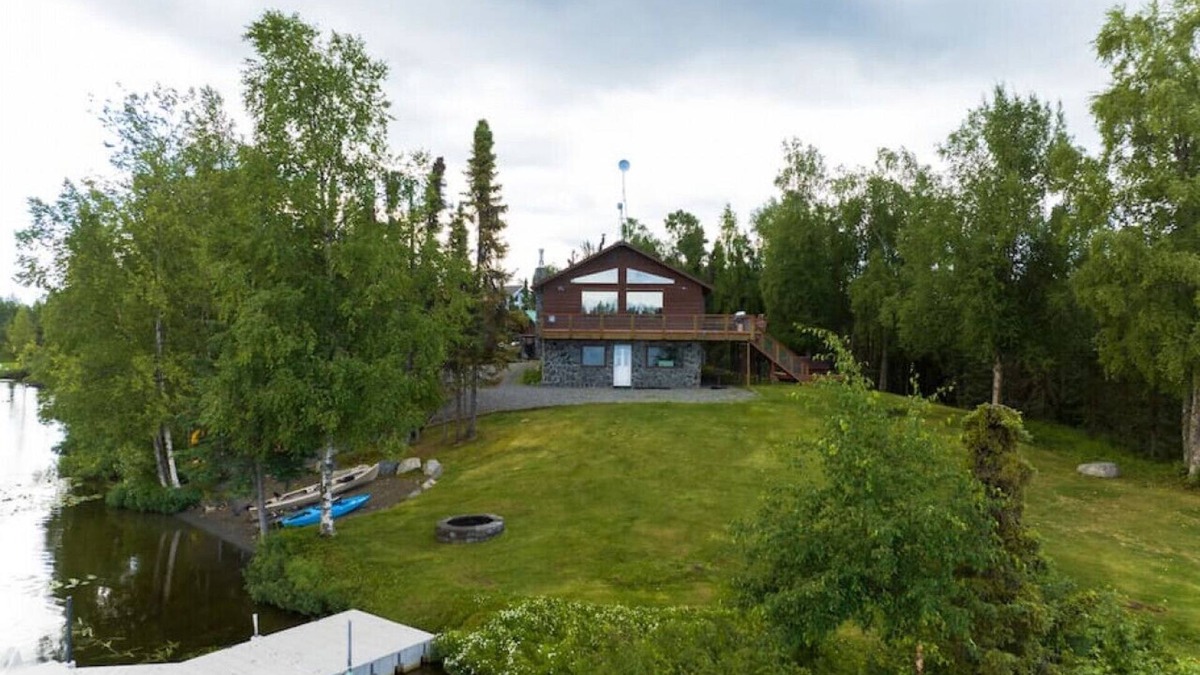 Ridgeway Cabin | The Peaceful Peninsula-on Sports Lake/Hot tub