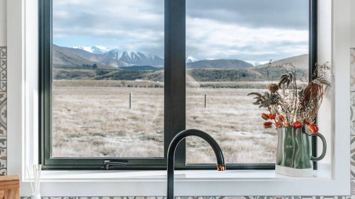 Ben Ohau Cabin | The Peak View Cabin Ben Ohau Views