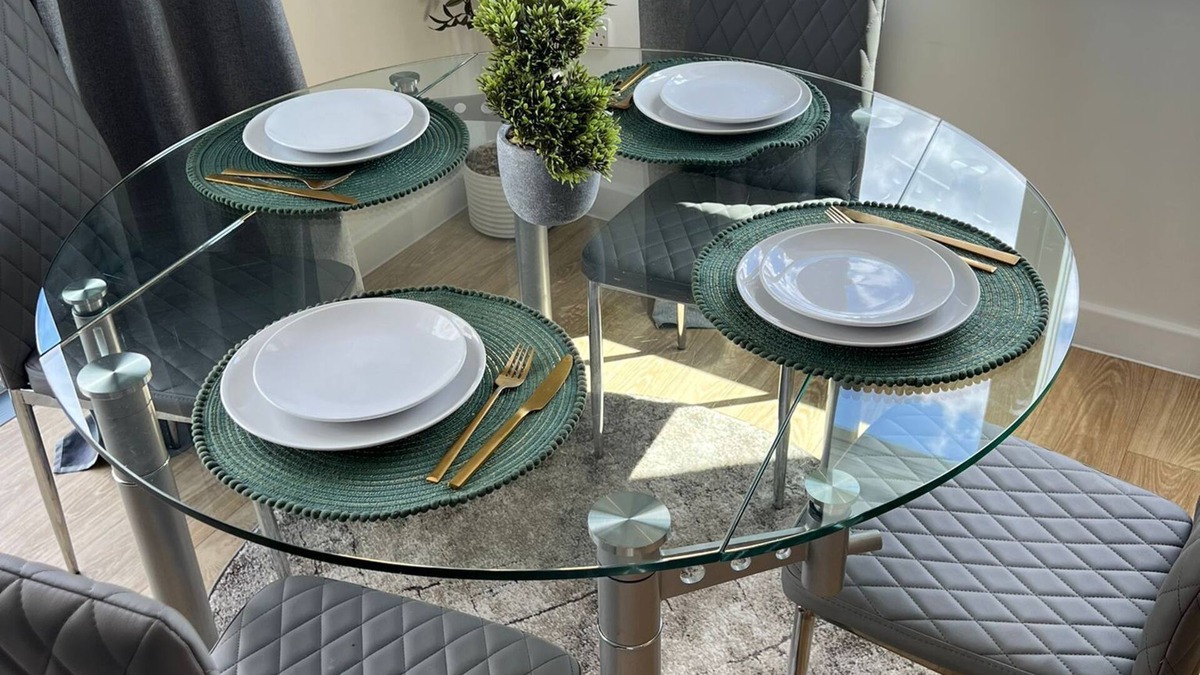 Gascoigne Apartment | The Perfect Home
