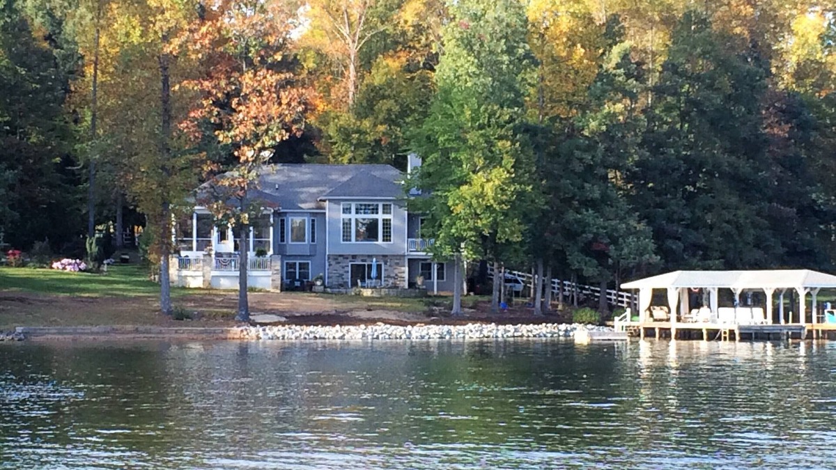Sandy Point House | The perfect Lake Anna waterfront home!