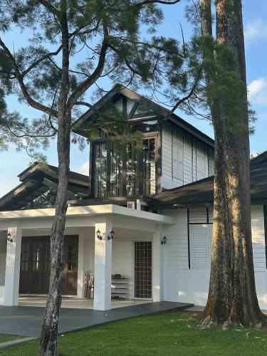 Larut House | The Petrichor