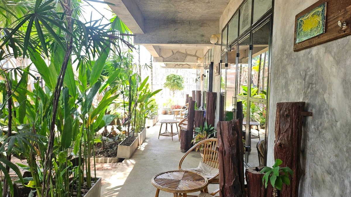 Mae Sot Hotel | The Picturebook Guesthouse