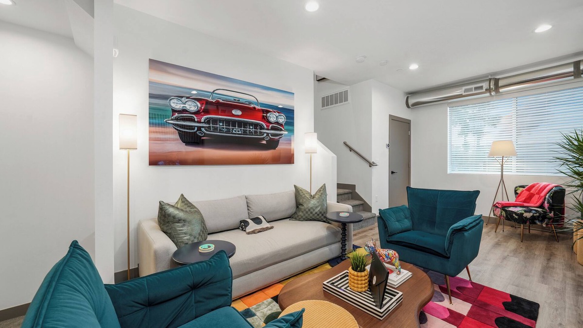 People's Freeway House | The Pilot Haus — Luxe 2BR Townhome w/Rooftop Deck & Garage Near Downtown SLC
