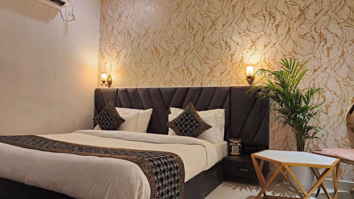 Varanasi Resort | The Pinaki resort & Club