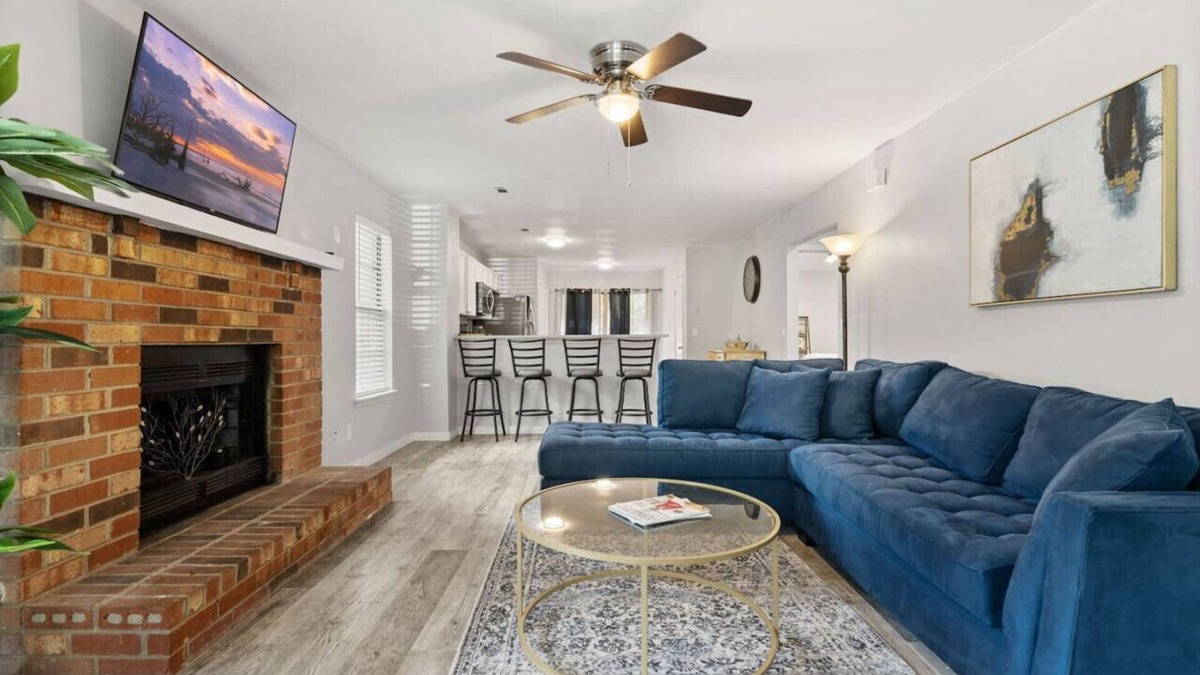 Ladson Apartment | The Pine Grove Retreat