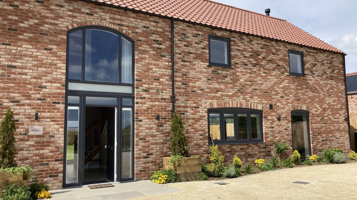 Dunholme House | The Pines, Ashlin Farm Barns
