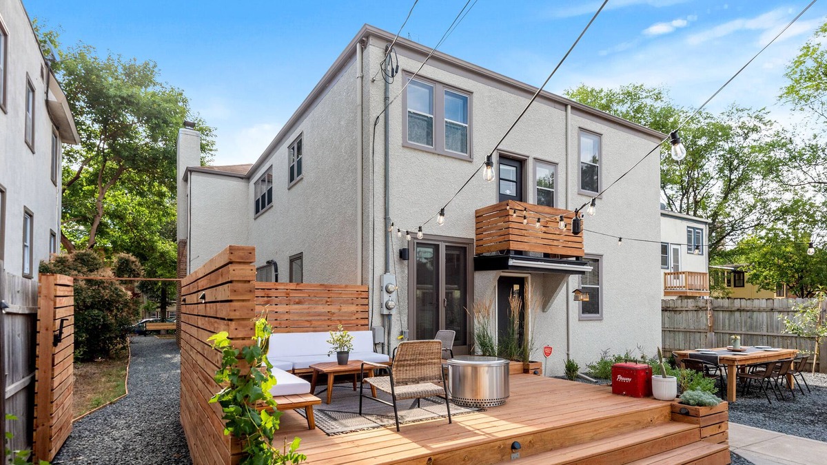 Cedar-Isles-Dean Apartment | The Place Between The Lakes: Inspired & Peaceful