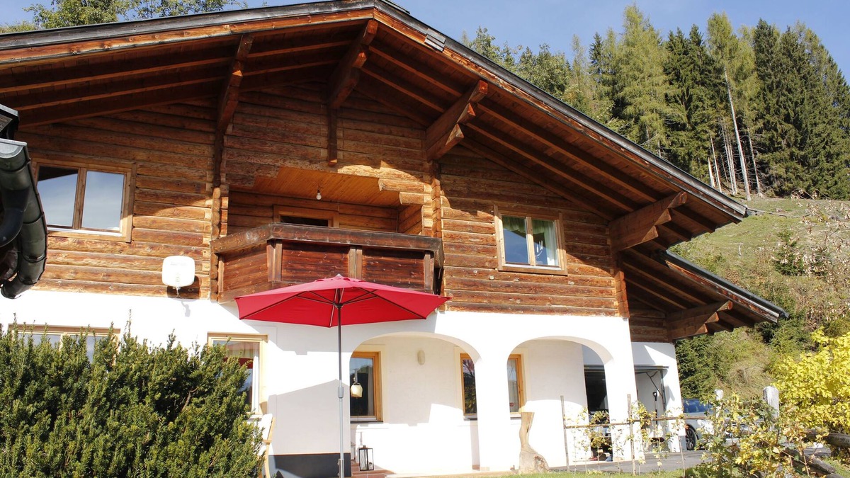 Bischofshofen Ski Chalet | The place for your balance - alpine summer, nature skiing, Hochkönig, Ski Amadee, sauna