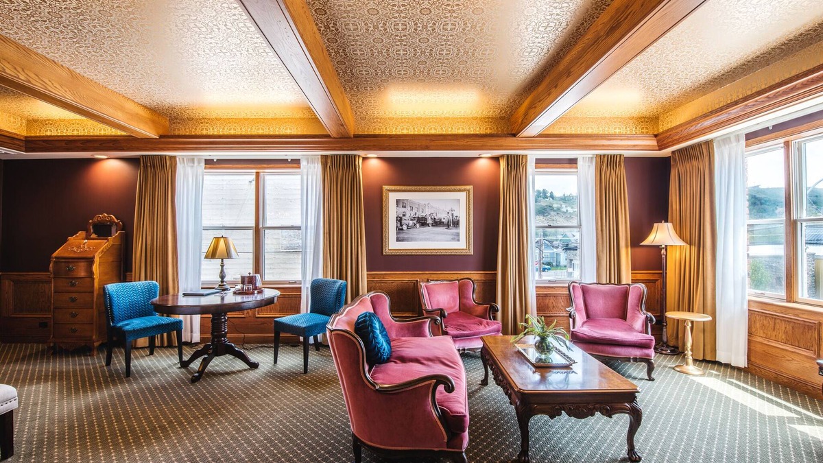 Red Lodge Hotel | The Pollard Hotel