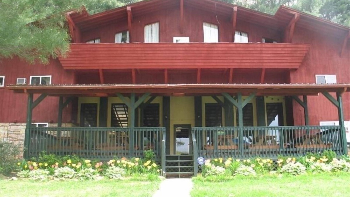 Danese Cabin | The Ponderosa Lodge & Farm. 10,000 Sq. Ft. Lodge Sleeps 32.