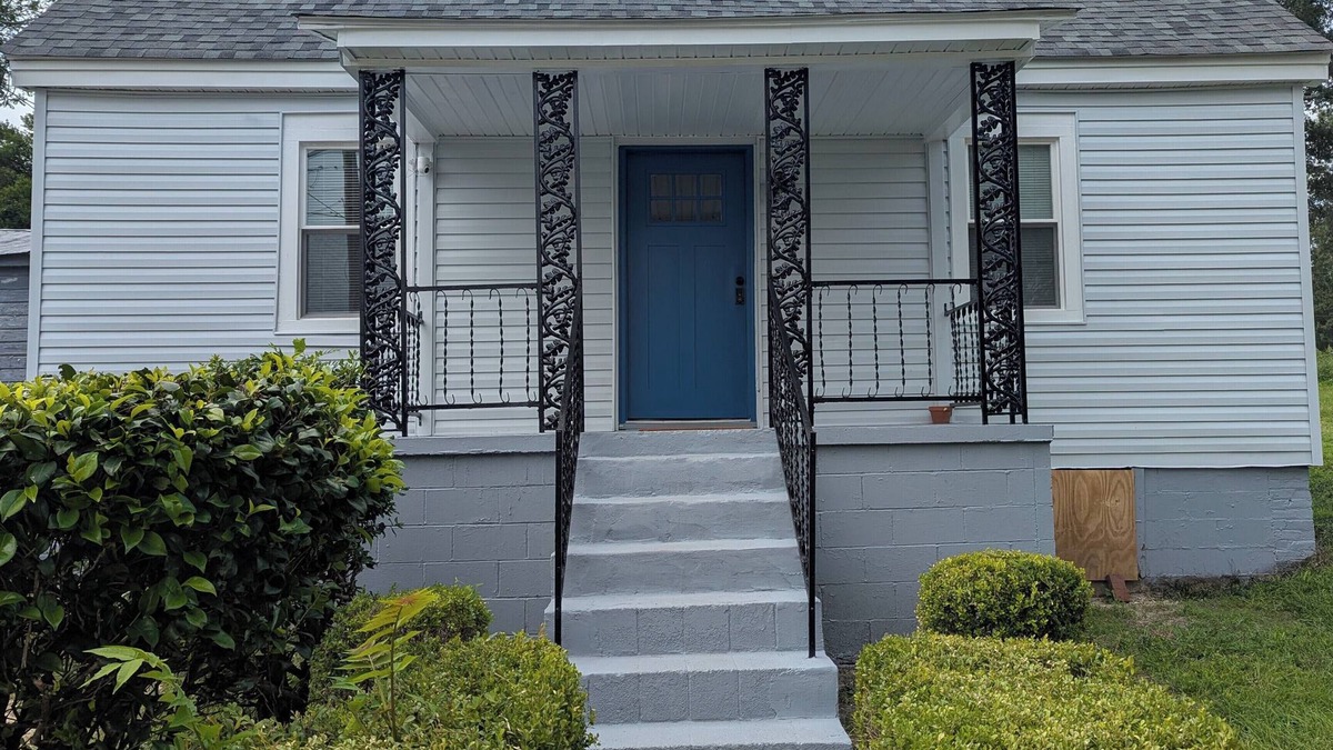 Augusta House | The Porter Blue