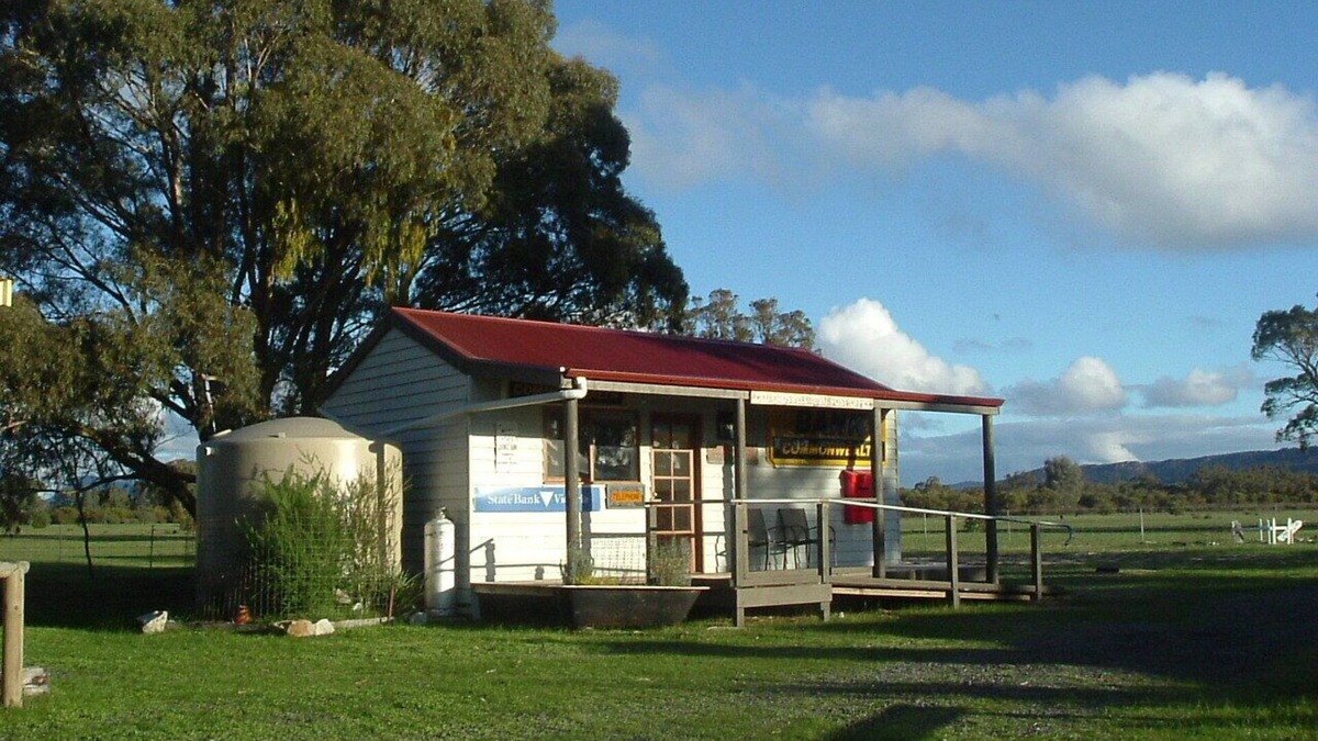Dadswells Bridge Cabin | "The Post Office" Old Dadswell Town.n