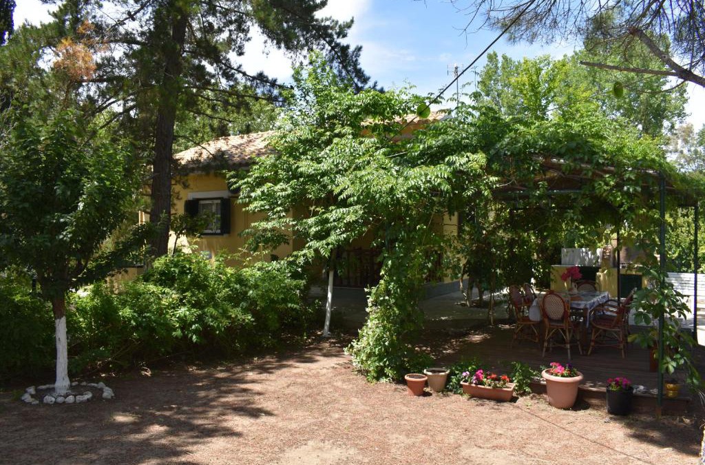 Melikia House | The pretty house next to the beach