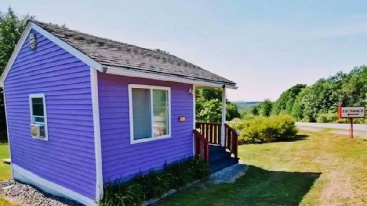 Ellsworth Cottage | The Purple Cottage@Twin Hills Cottages of Acadia