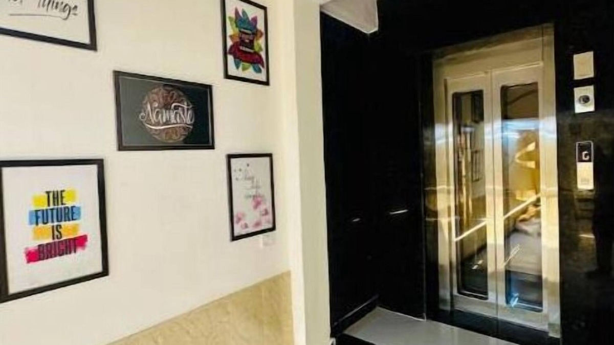 Delhi Cantonment Apartment | The Puzzle by Prahar Homes Apt 8