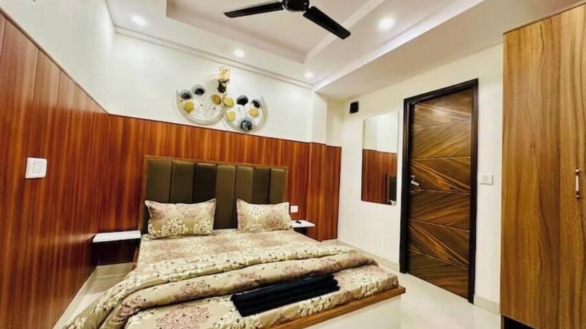 Delhi Cantonment Apartment | The Puzzle by Prahar Homes 6