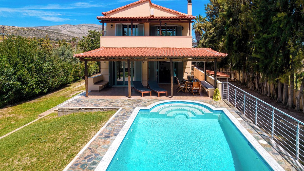 Keratea Villa | The Quiet Escape nnVilla Anavissos