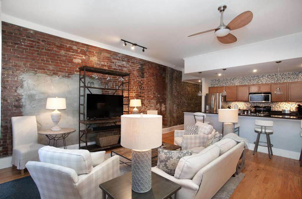 Old City Apartment | The Quiet Old City Hideout