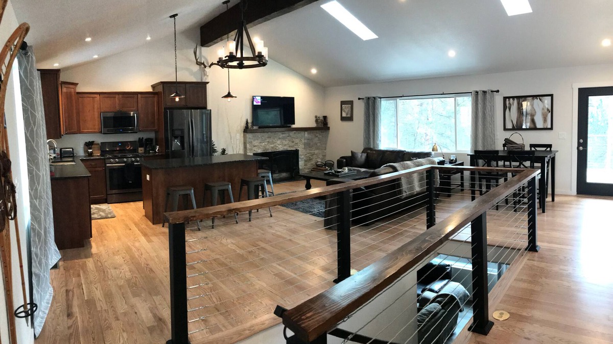 Bailey House | THE RÛSTIC MOUNTAIN HOUSE