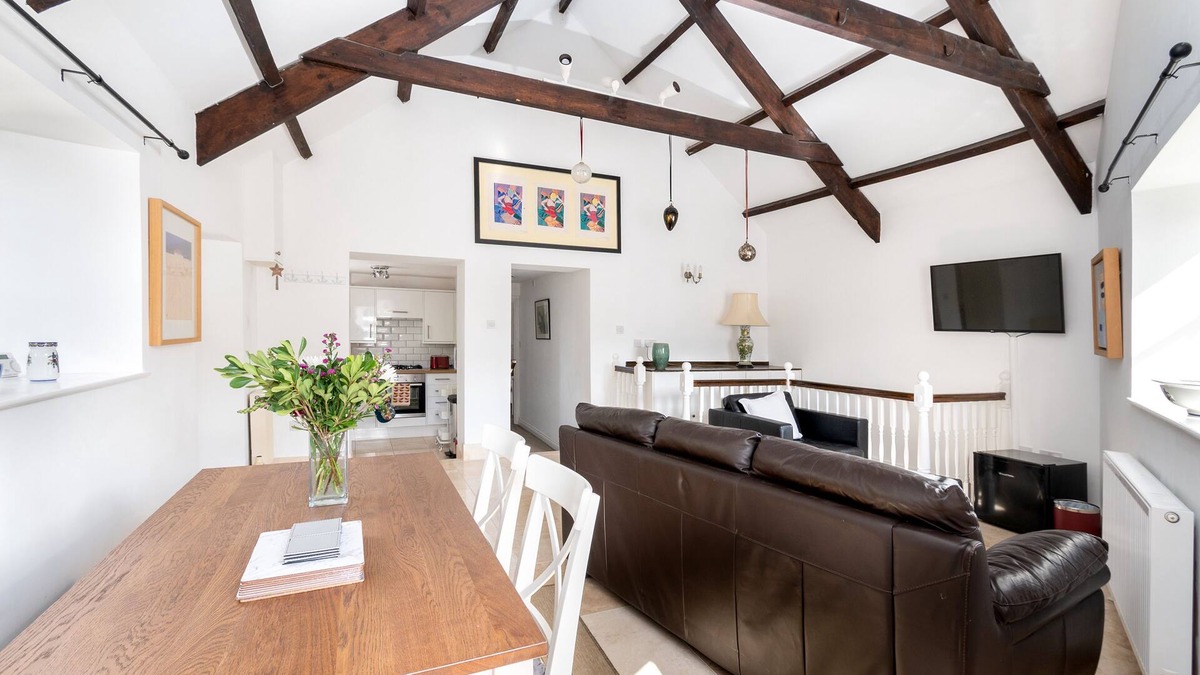 Claverton House | The Rafters, Idylic village setting with Bath on your doorstep