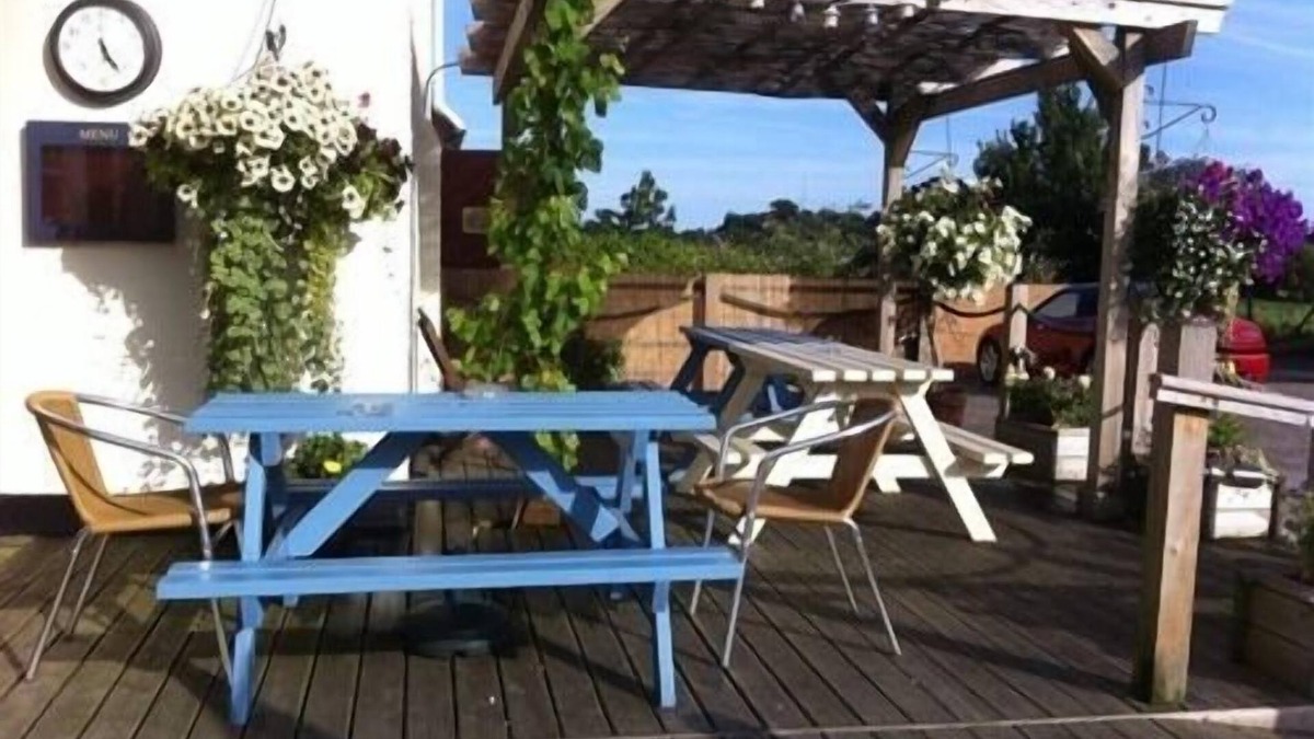Westerfield Hotel | The Railway