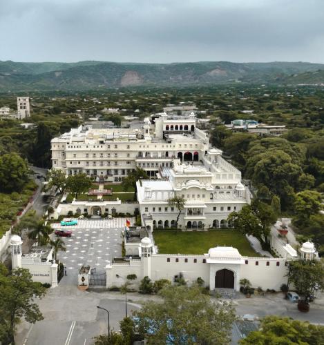 Amer Fort Road Hotel | The Raj Palace (Small Luxury Hotels of the World)