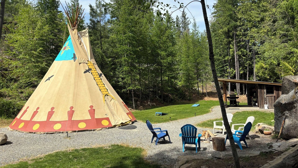 Boundary County RV Rental | The Raven's Nest Teepee . Nestled in the Selkirk Mountain range, in Naples Idaho