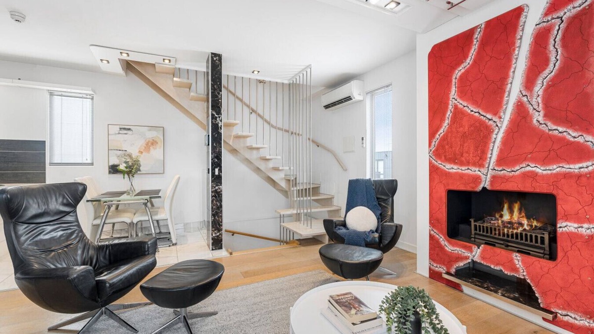 Caulfield North Apartment | The Red Ember Retreat